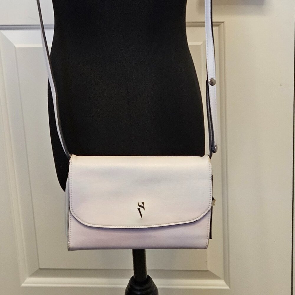 Simply Vera Wang signature  Pastel Lavender Crossbody Handbag, size mini